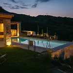 The Sagehill-stonehouse Villa Mathía