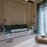 The Sagehill-stonehouse Villa *