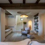 Villa The Sagehill-stonehouse *