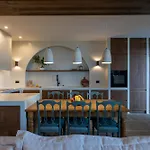 The Sagehill-stonehouse * Mathía