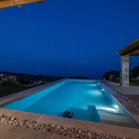 The Sagehill-stonehouse Villa