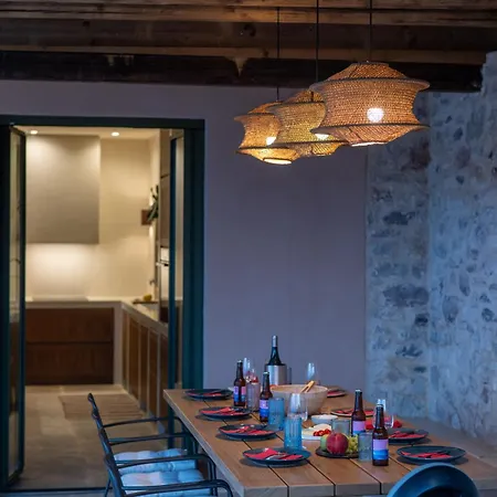 The Sagehill-stonehouse Villa Mathía