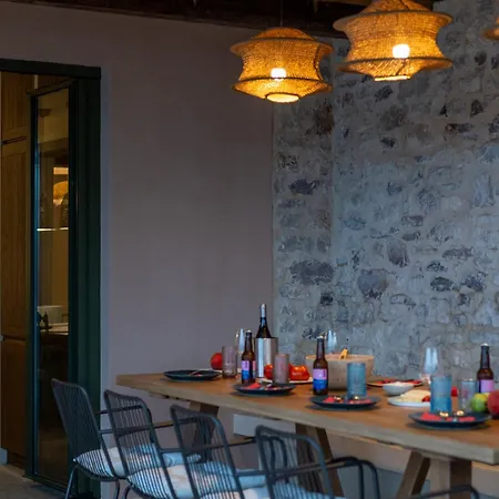 Villa The Sagehill-stonehouse