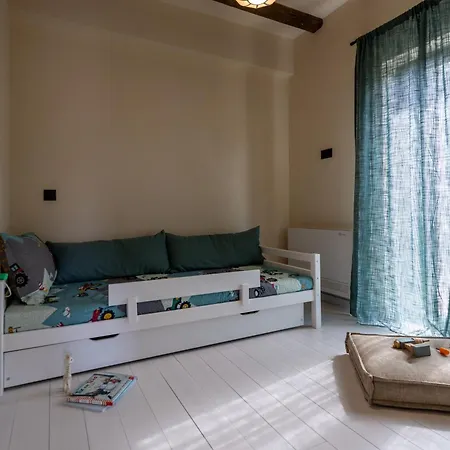 The Sagehill-stonehouse Villa *