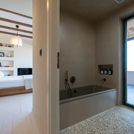 The Sagehill-stonehouse * Mathía