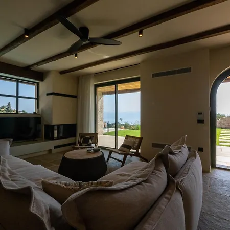 Villa The Sagehill-stonehouse Mathía