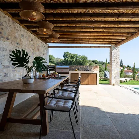 The Sagehill-stonehouse *