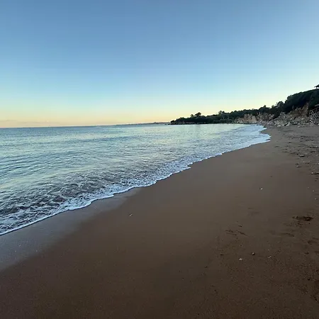 The Sagehill-stonehouse *