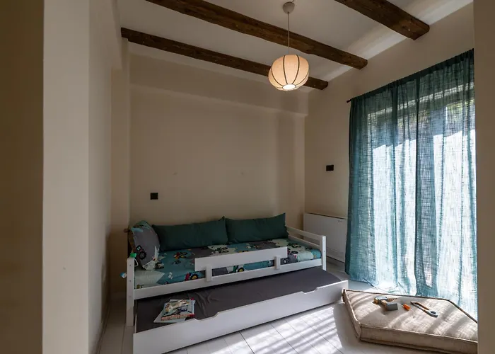 The Sagehill-stonehouse