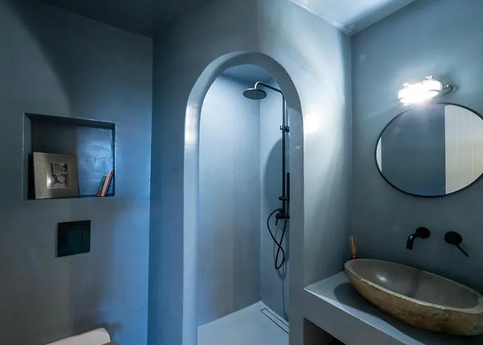 The Sagehill-stonehouse * Mathía