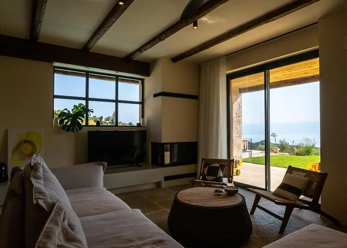 Villa The Sagehill-stonehouse *