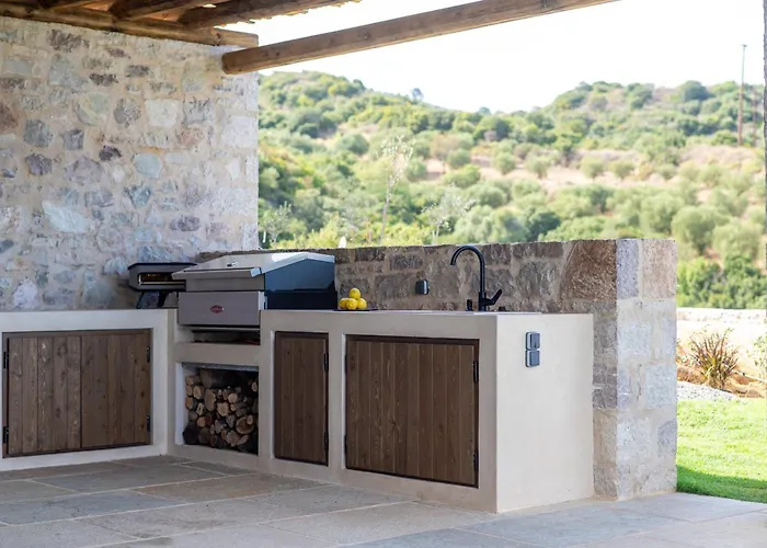 Villa The Sagehill-stonehouse Mathía