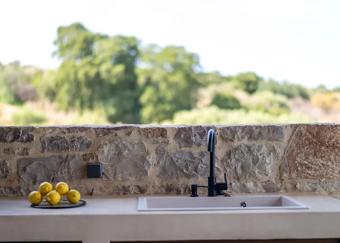 The Sagehill-stonehouse *